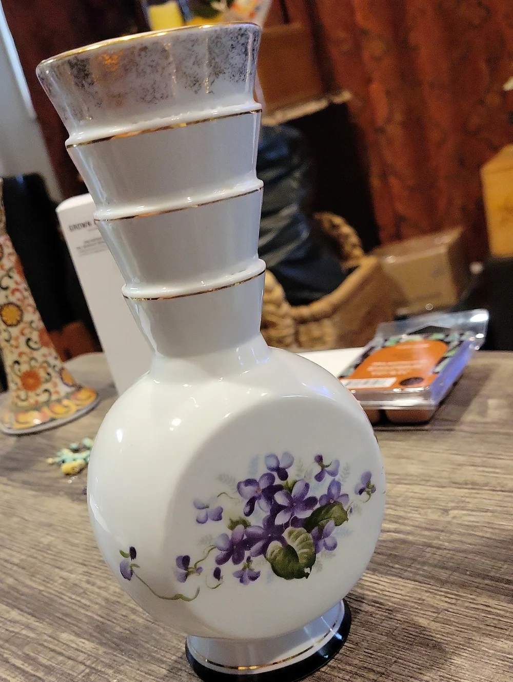 Antique Violets Med.Vase/ Made In Japan,Antique,EUC
